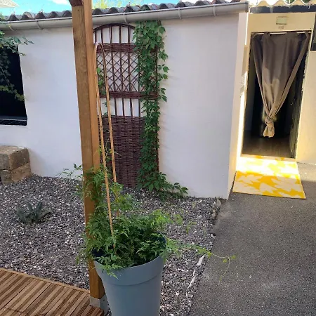 Le Clos De L'Olivier Alès Exterior foto